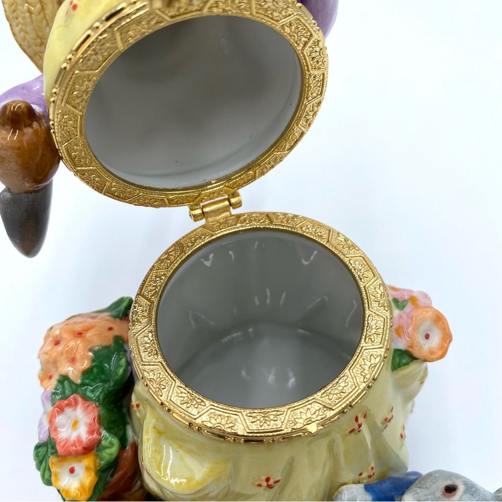 Vintage CWC Mother & Child Rabbit Flower Garden Trinket Box Spring Easter Decor - Picture 11 of 11